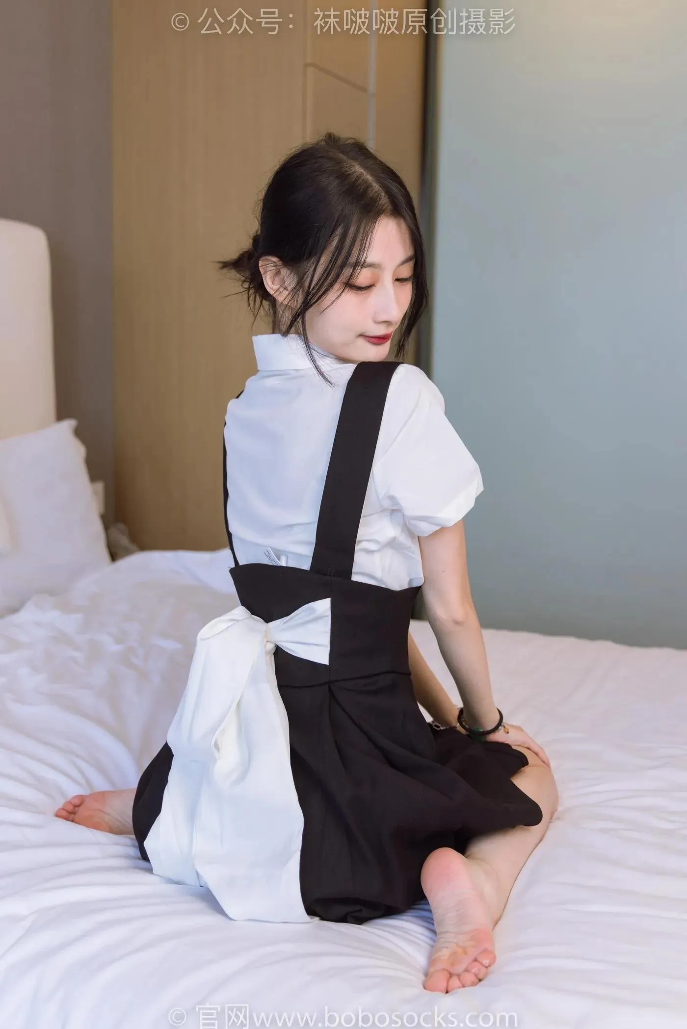 [BoBoSocks袜啵啵]NO.180 苏苏-高跟鞋、肉丝、裸足、踩酸奶剧情 [161P]插图4